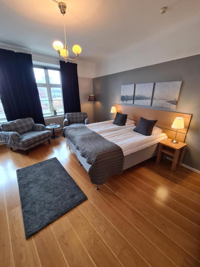 לנדסקרונה Hamnhotellet Kronan מראה חיצוני תמונה