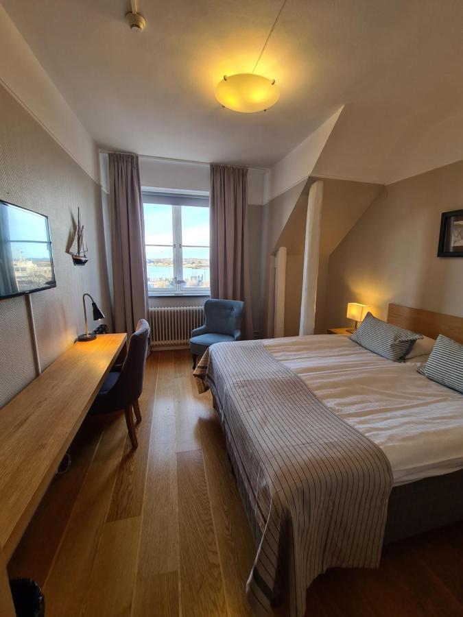 לנדסקרונה Hamnhotellet Kronan מראה חיצוני תמונה
