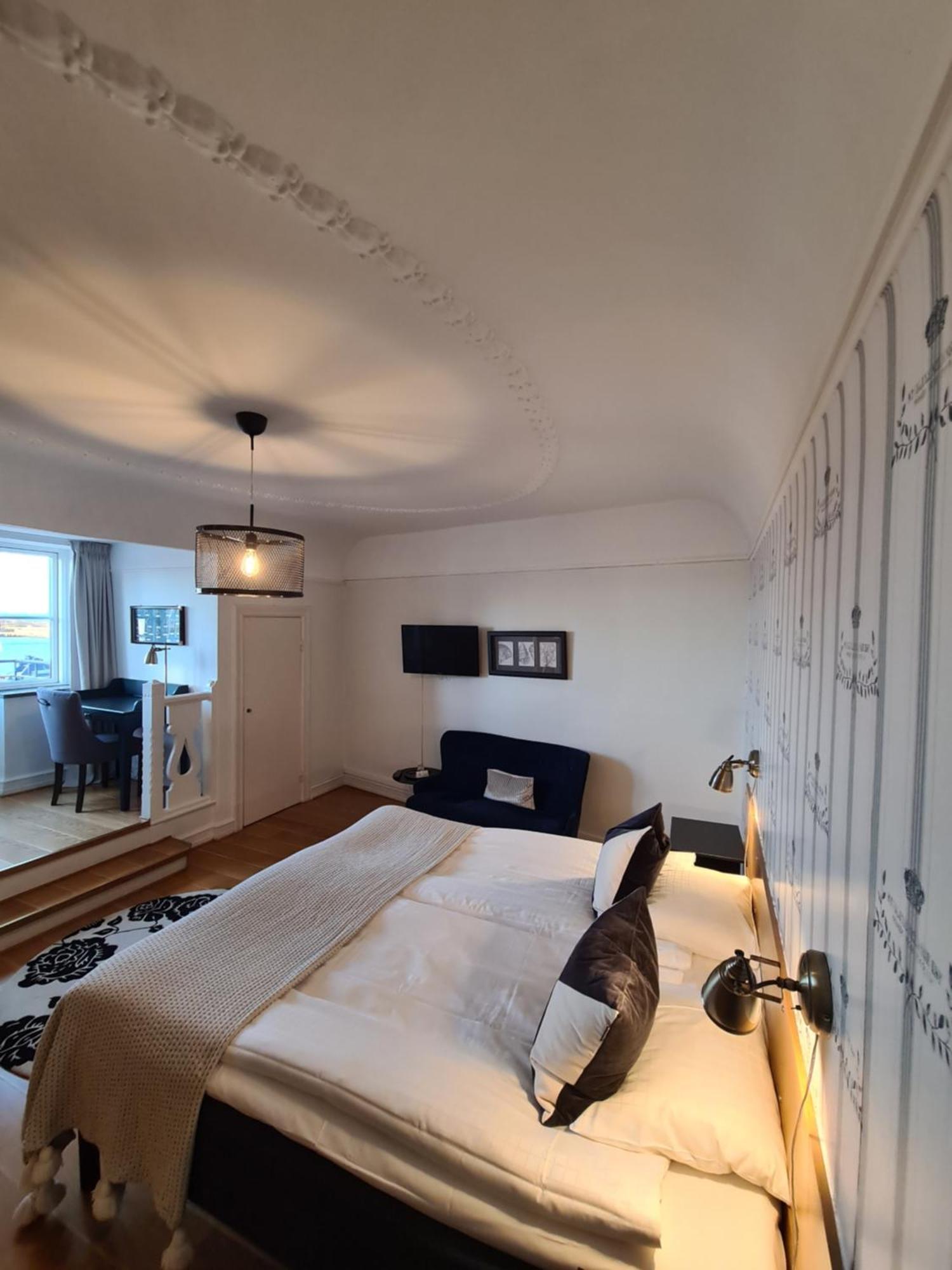 לנדסקרונה Hamnhotellet Kronan מראה חיצוני תמונה