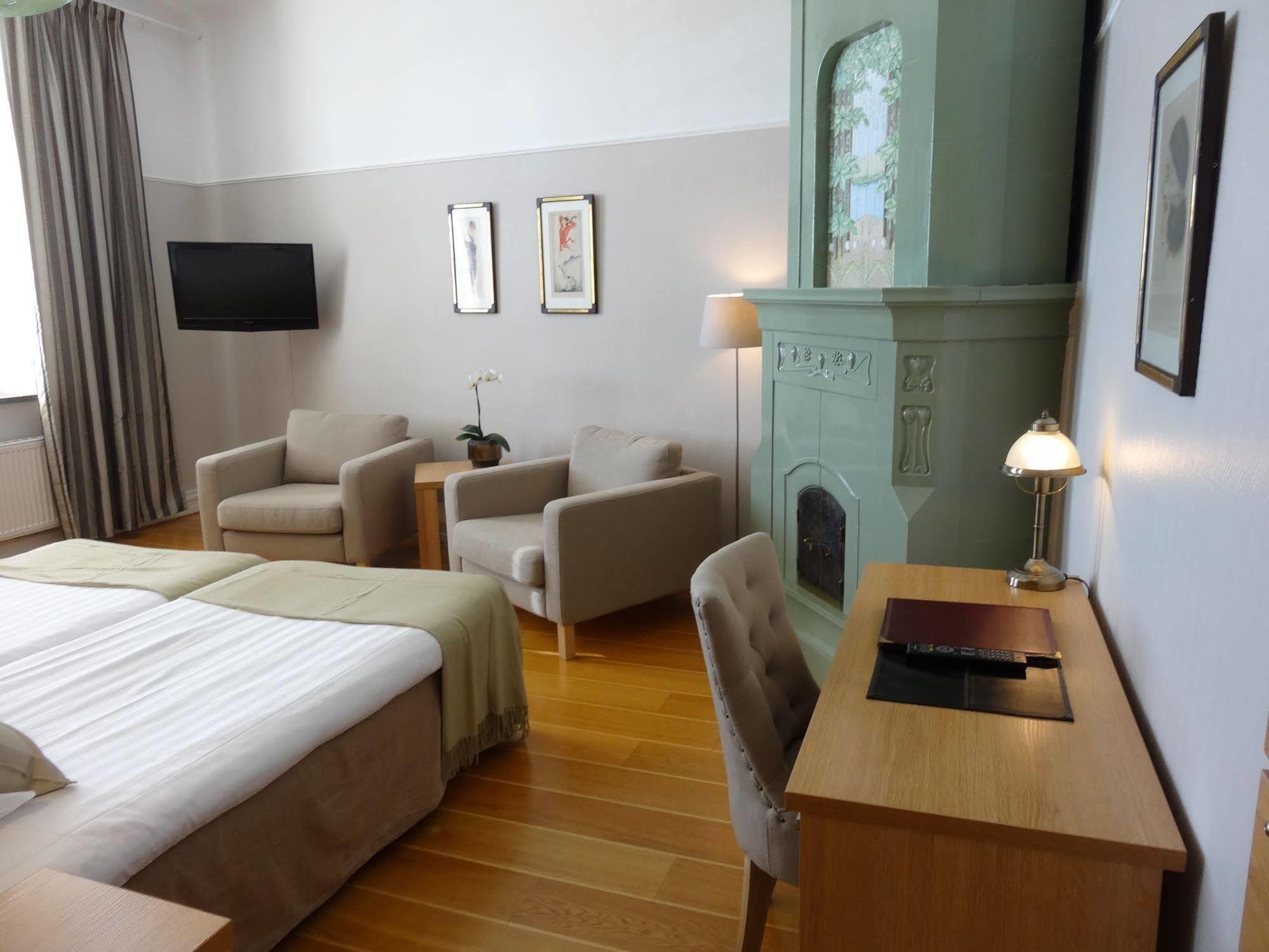 לנדסקרונה Hamnhotellet Kronan מראה חיצוני תמונה