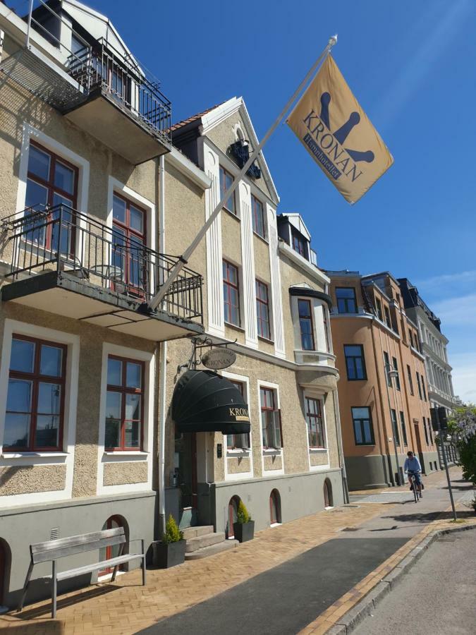 לנדסקרונה Hamnhotellet Kronan מראה חיצוני תמונה